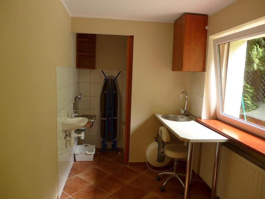 Spacious Apartment In Green District. Wrocław Exteriör bild